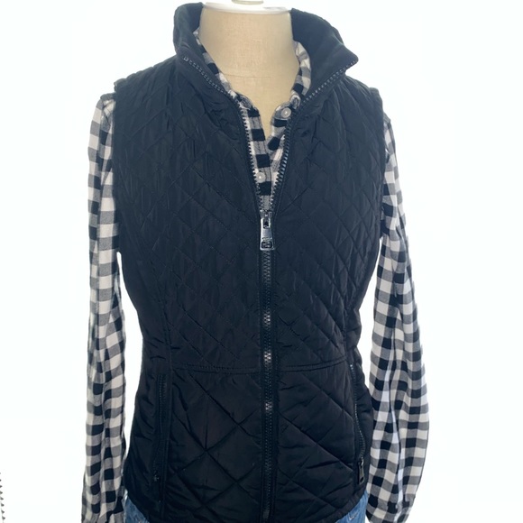 Andrew Marc Quilted Vest - Picture 1 of 6